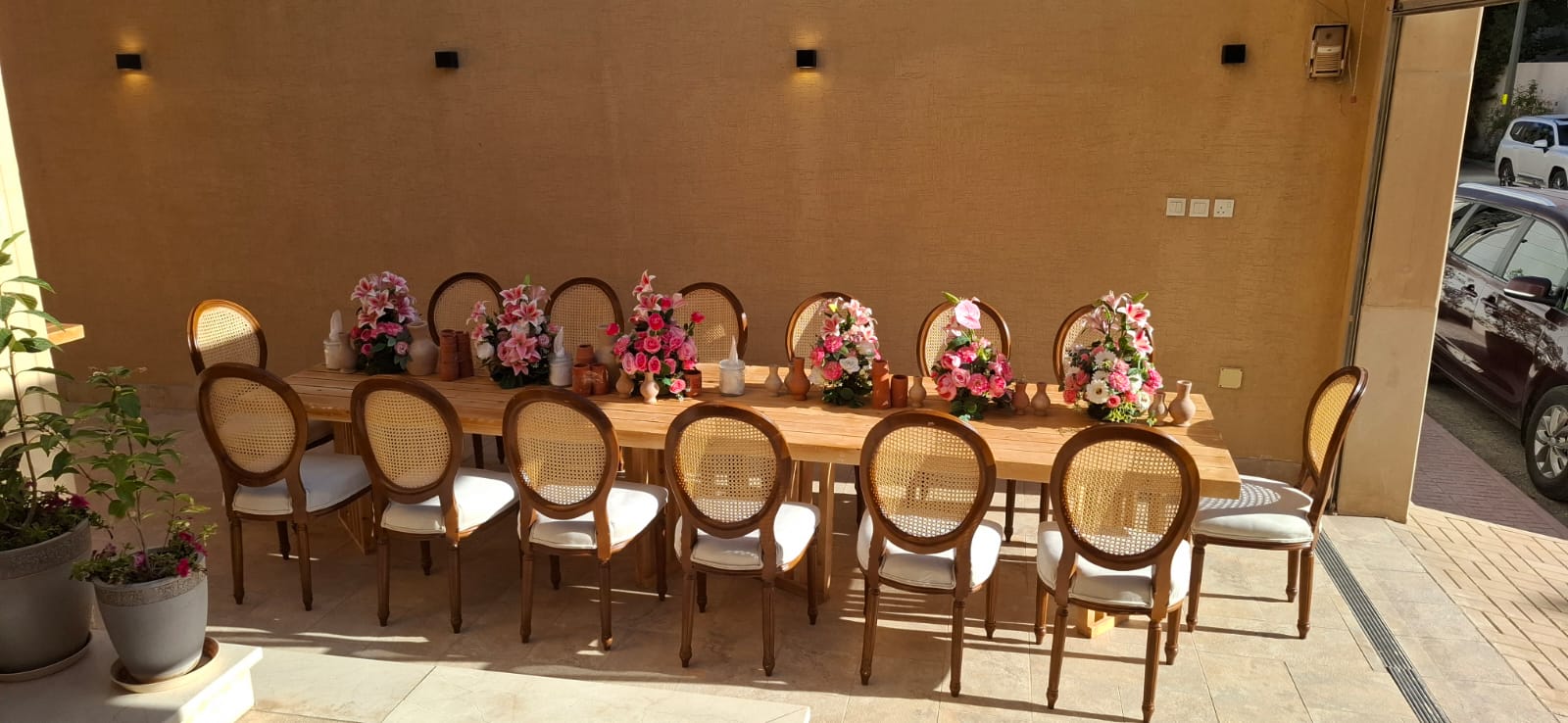 طاولات بأسلوب ريفي في الرياض — صورة 4 — الرياض