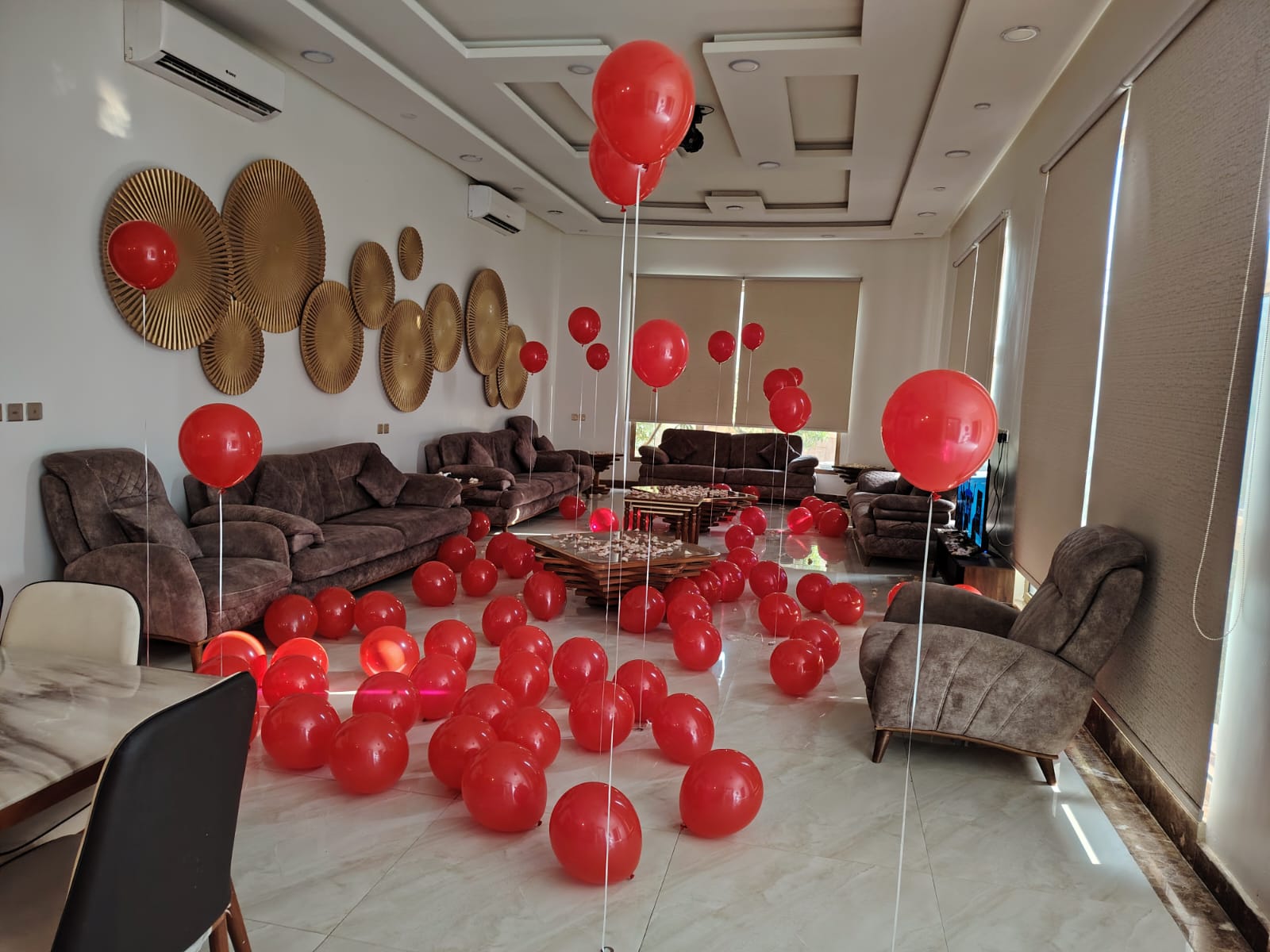 غلاف المقال: كيف تختار تنسيقًا يناسب ميزانيتك بدون أن تخسر الشكل الفاخر؟